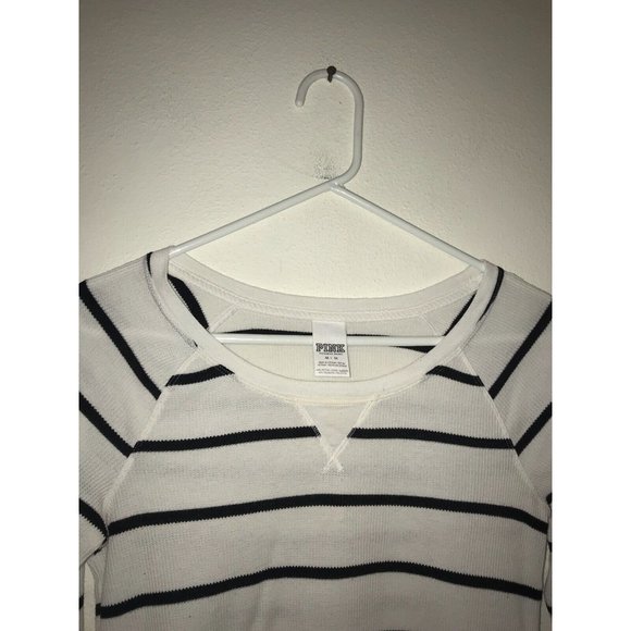 Pink by Victoria Sectet Long Sleeve Pullover Woman’s Top Shirt Size Medium - Picture 4 of 6